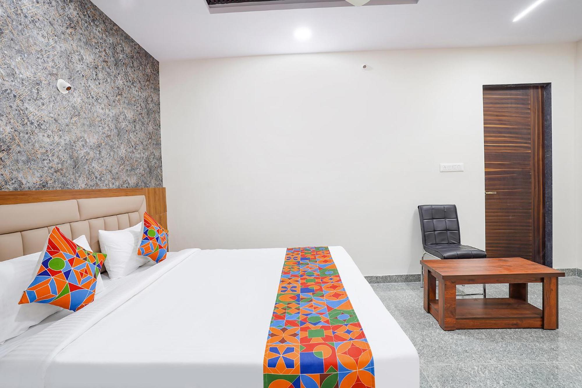 Fabhotel Platinum Palace - Nr Magadi Main Road Bangalore Eksteriør billede