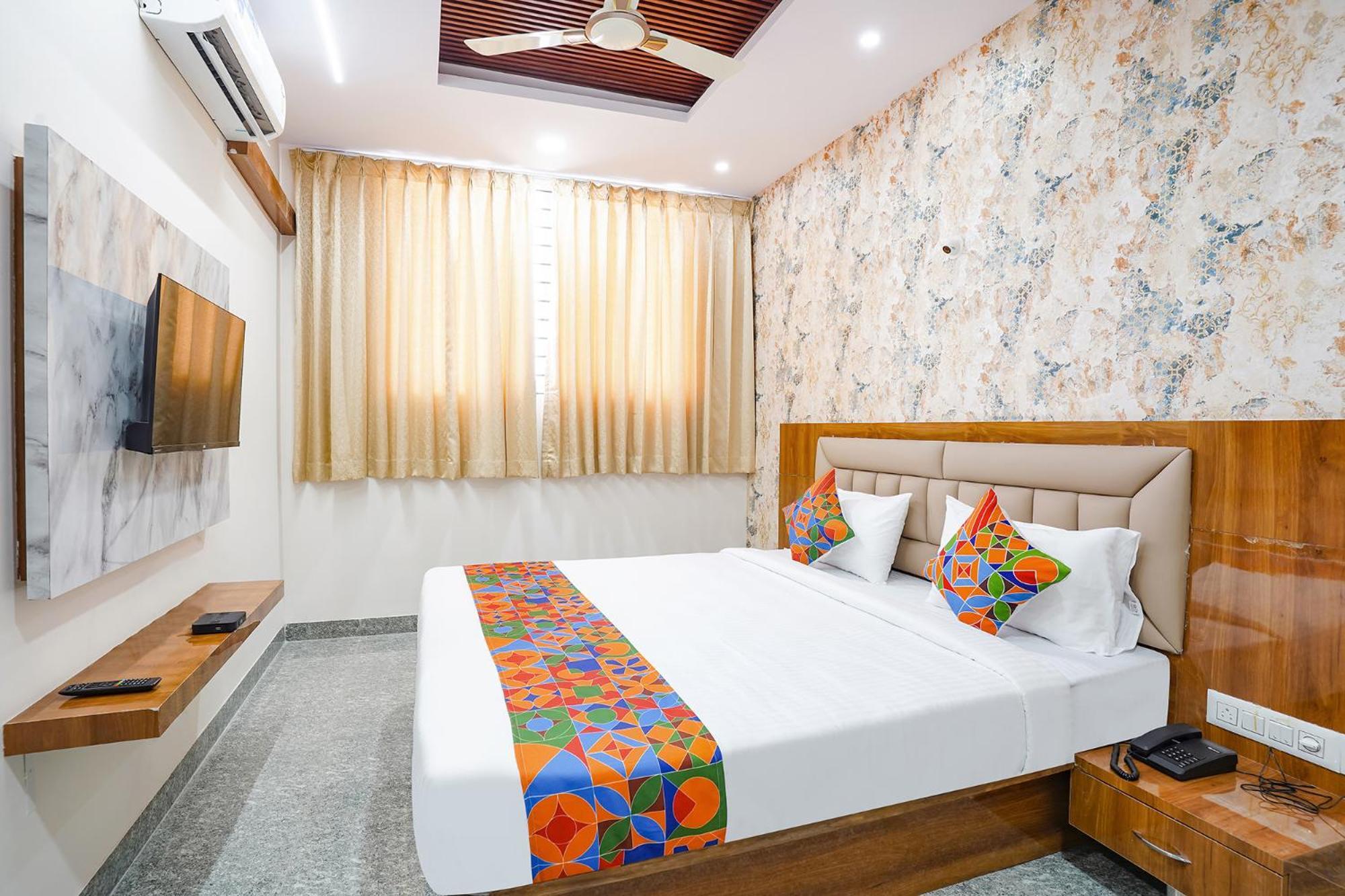 Fabhotel Platinum Palace - Nr Magadi Main Road Bangalore Eksteriør billede