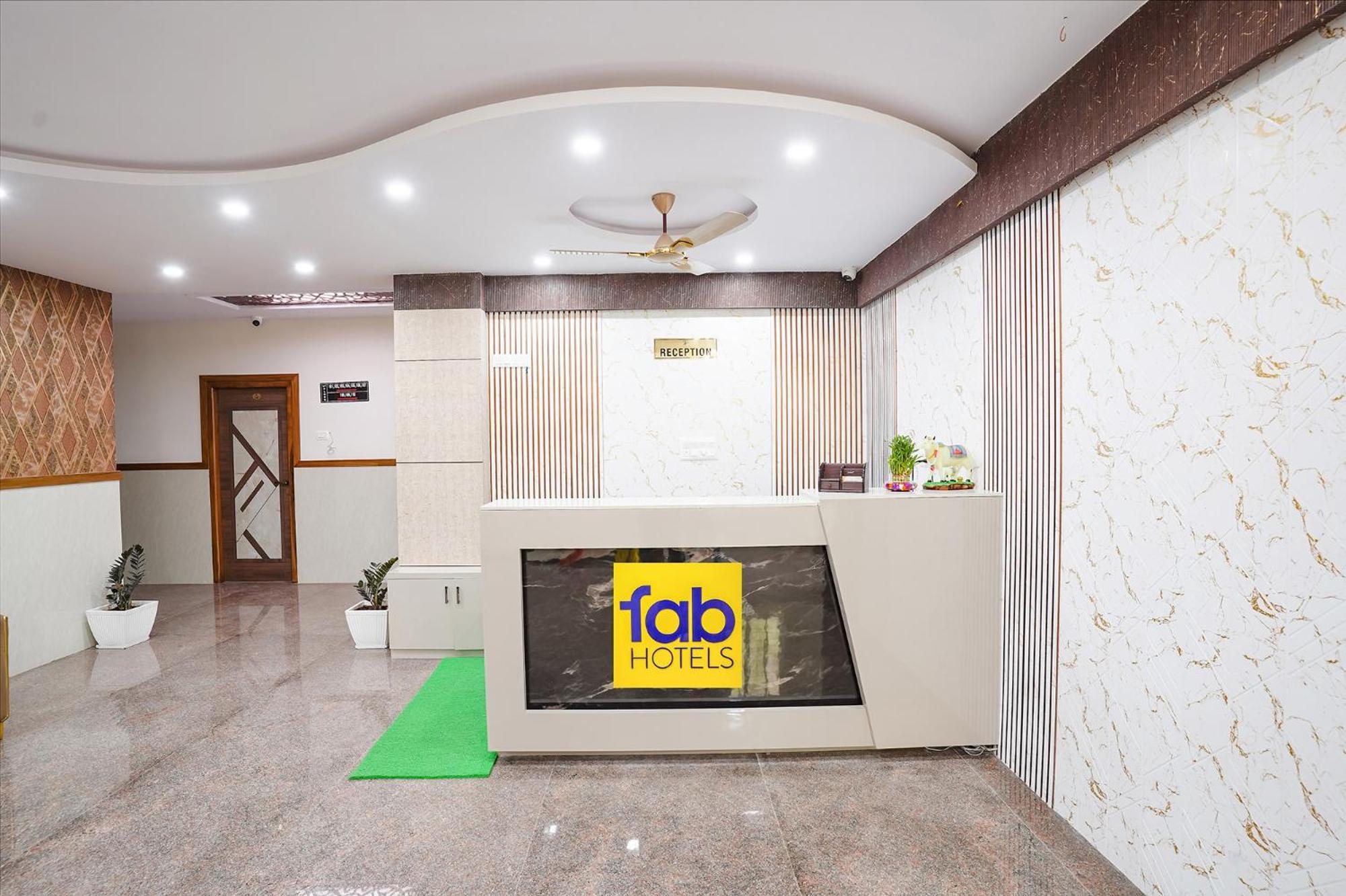 Fabhotel Platinum Palace - Nr Magadi Main Road Bangalore Eksteriør billede