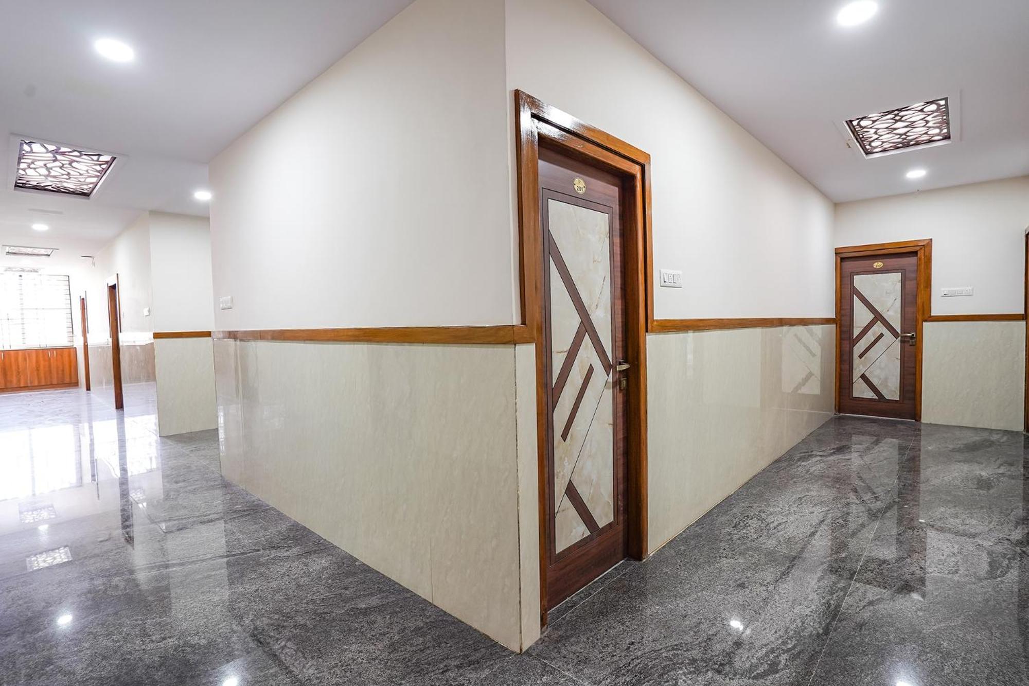 Fabhotel Platinum Palace - Nr Magadi Main Road Bangalore Eksteriør billede