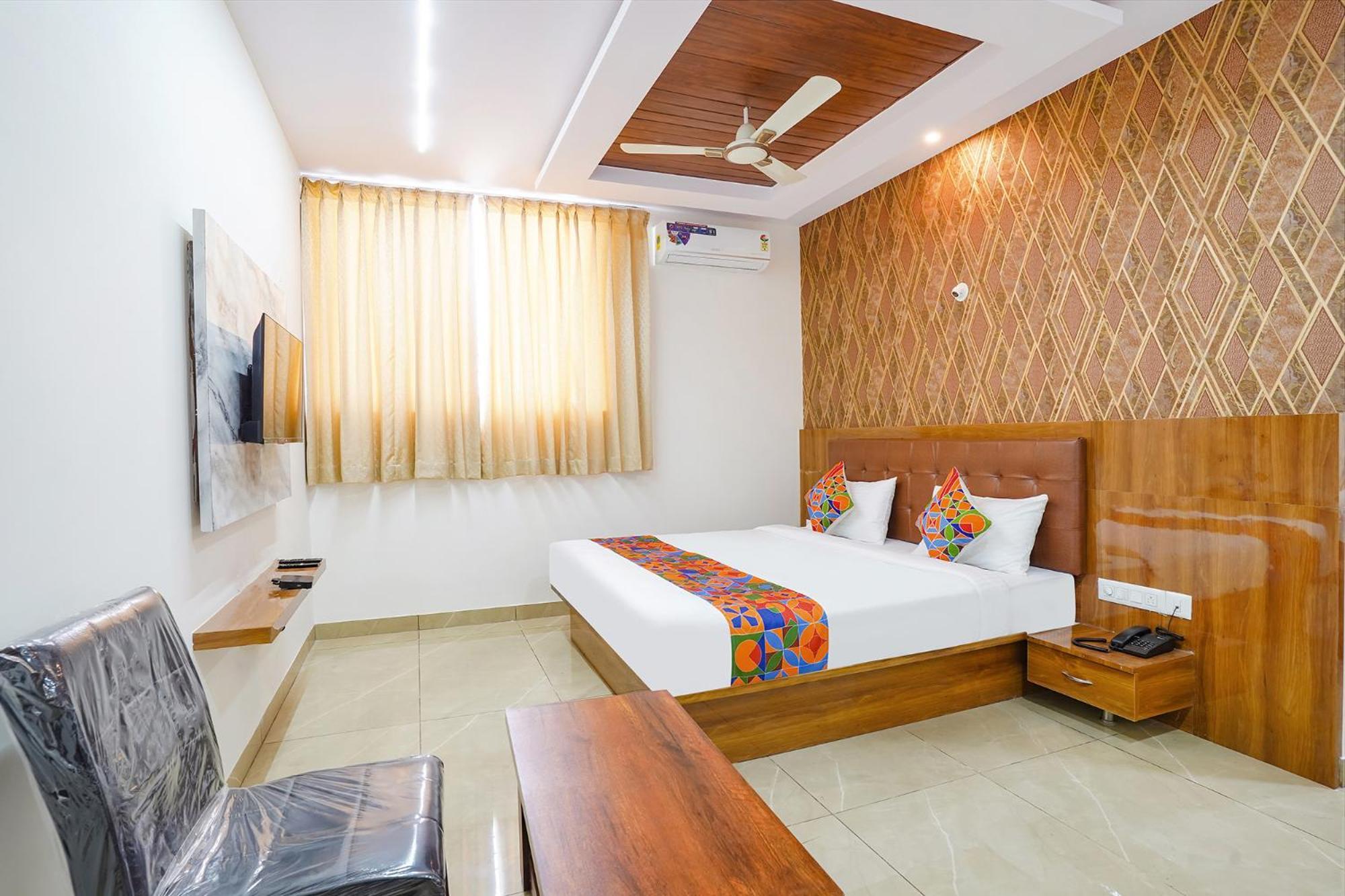 Fabhotel Platinum Palace - Nr Magadi Main Road Bangalore Eksteriør billede